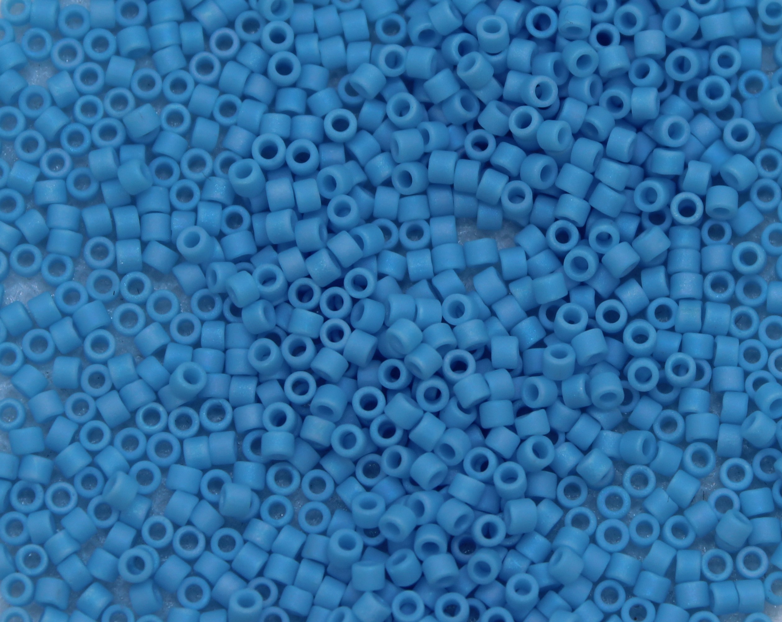 DB 879 miyuki delica 11/0 opaque matte AB turquoise blue 5 gram