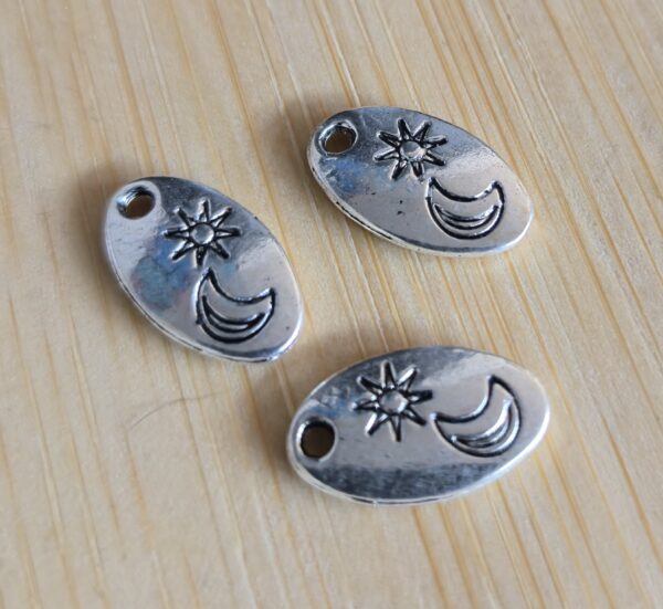 bedel ovaal zon/maan zilver 16 mm x 9 mm 3 stuks