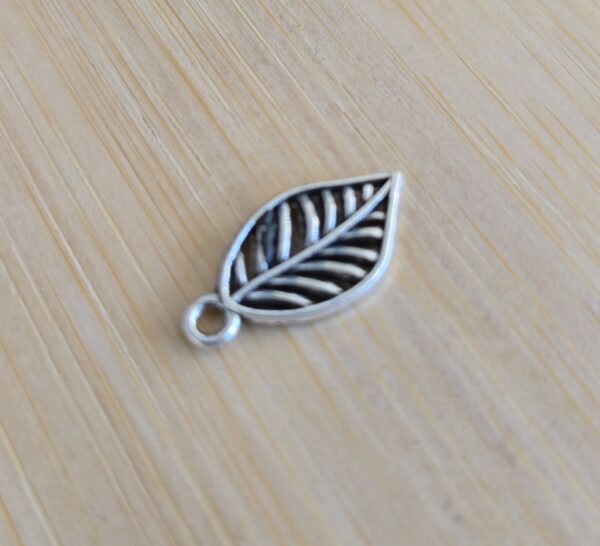bedel blaadje filigraan zilver 20 mm x 10 mm