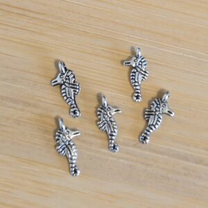 bedel zeepaard zilver 13 mm x 6 mm 5 stuks