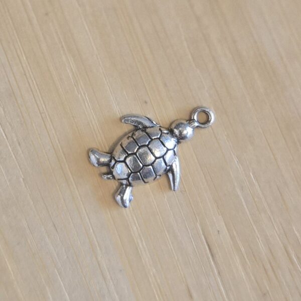 bedel schildpad antiek zilver 19 mm x 12 mm