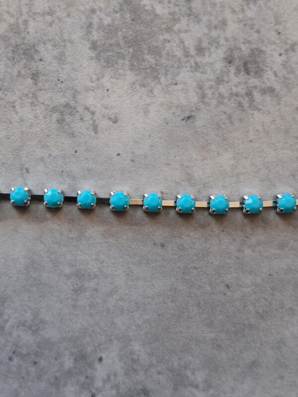 strass ketting  zilver met kunstof similistenen schakel 3 mm aqua 10 cm