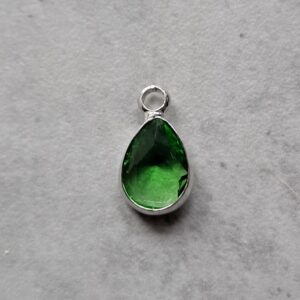 hanger zilver druppel met facetsteen groen 12 mm x 6 mm