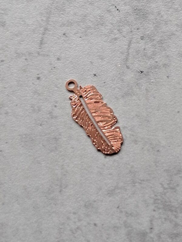 bedel rose goud filigraan veer 27 mm x 7 mm