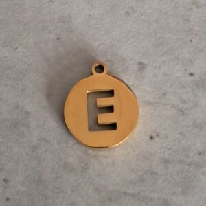 bedel goud rond initial coin E 10 mm