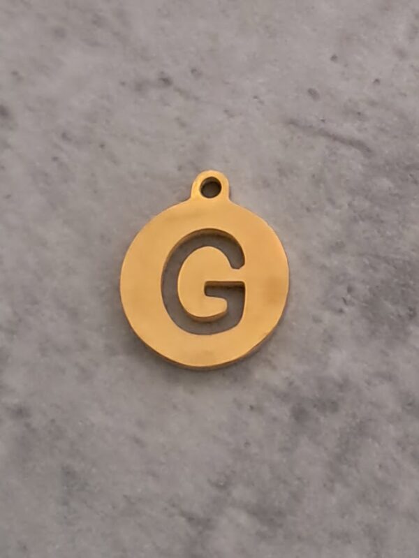 bedel goud rond initial coin G 10 mm