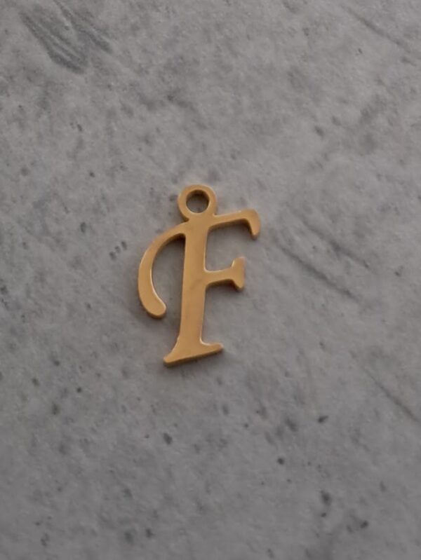 bedel goud letter F 14 mm