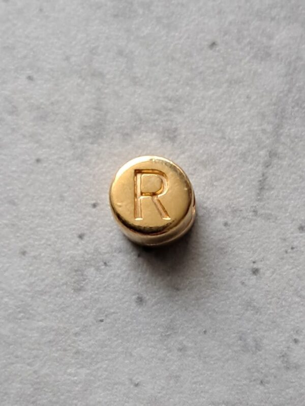kraal DQ goud 7 mm letter R