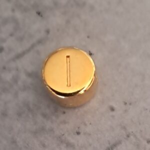 kraal DQ goud 7 mm letter I
