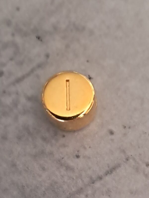 kraal DQ goud 7 mm letter I