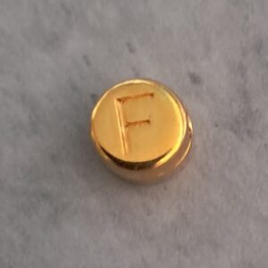kraal DQ goud 7 mm letter F