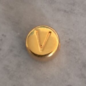 kraal DQ goud 7 mm letter V