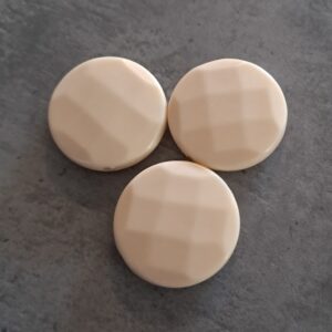 kunststof kraal plat crème facet geslepen 30 mm 3 stuks