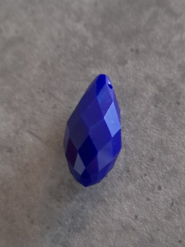 kraal facet druppel glas blauw 20 mm
