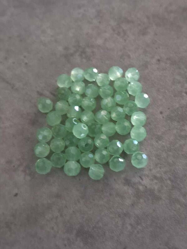 kraal facet green jade style 4 mm 50 stuks