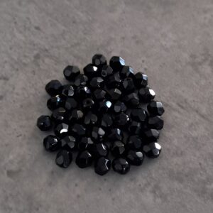 kraal facet firepolished jet 4 mm 50 stuks