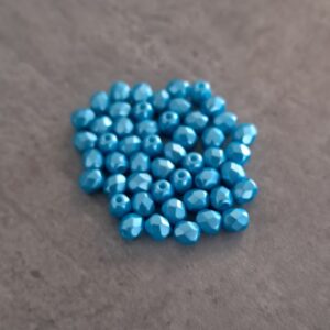 kraal facet firepolished pastel aqua 4 mm 50 stuks