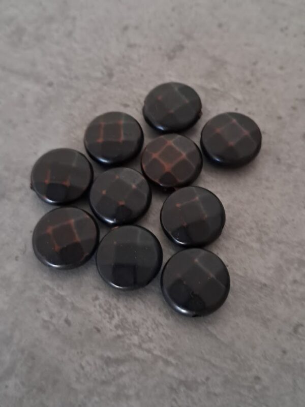 kraal kunststof plat zwart/bruin facet geslepen 14 mm 10 stuks