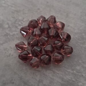 kraal glas piramide lila 5 mm 20 stuks