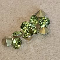 puntsteen groen 6 mm 10 stuks