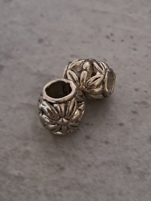 kraal zilver groot gat ovaal bloem 8 mm x 10 mm