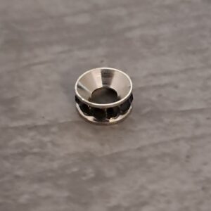 kraal zilver groot gat steentjes zwart 9 mm x 5 mm