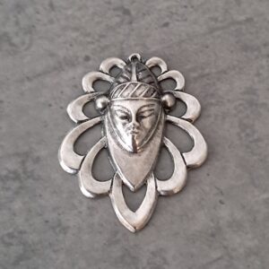 bedel zilver oriental retro 42 mm x 33 mm