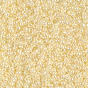 527 miyuki rocailles 8/0 ceylon butter cream