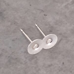 oorsteker zilver 6 mm per paar