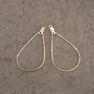 oorbelhanger verzilverd druppel 3.5 cm x 2 cm per paar