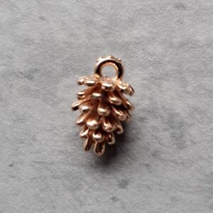 bedel goud rendier met emaille bruin/rood 16 mm x 13 mm