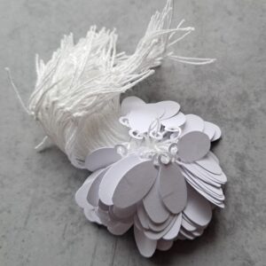 prijskaartjes aan koordje wit 11 mm x 24 mm bundel 100 stuks