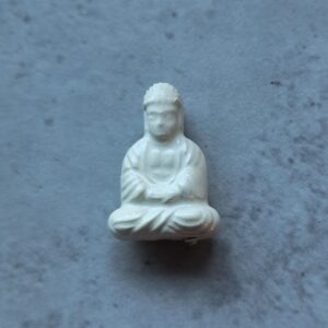 kraal acryl zittende boeddha wit 20 mm