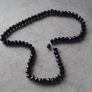 glaskraal facet geslepen rondel zwart 8 mm x 6 mm streng 72 stuks