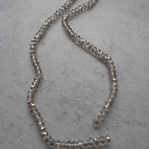 glaskraal facet geslepen zilver grijs AB 4 mm streng 100 stuks