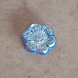 Czech glaskraal boho flower blue AB coating 14 mm
