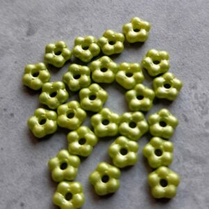 Czech glas spacer bloem light olive green 5 mm 25 stuks