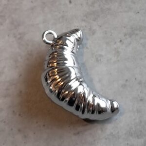 statement hanger croissant zilver 34 mm x 21.5 mm