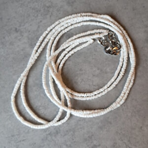 schelp schijfjes white clam 2mm streng 2 meter