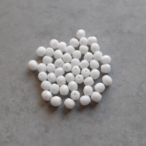 facetkraal Czech glas 4 mm chalk white 50 stuks