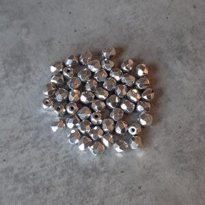 facetkraal Czech glas 4 mm crystal labrador full 50 stuks